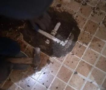 岳普湖卫生间漏水维修公司为您分享下卫生间渗水如何处理及注意事项