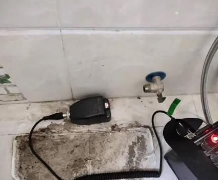 岳普湖屋顶漏水维修公司分享下卫生间漏水的危害及解决方法